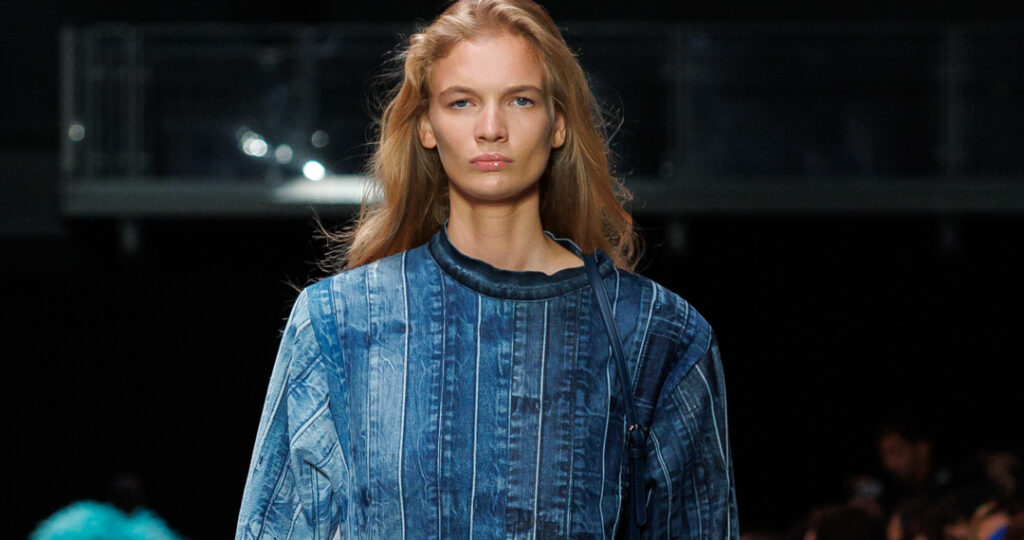 Stella McCartney Summer 2026: PURE.TECH Pollution-Absorbing Denim Debuts at Paris Fashion Week