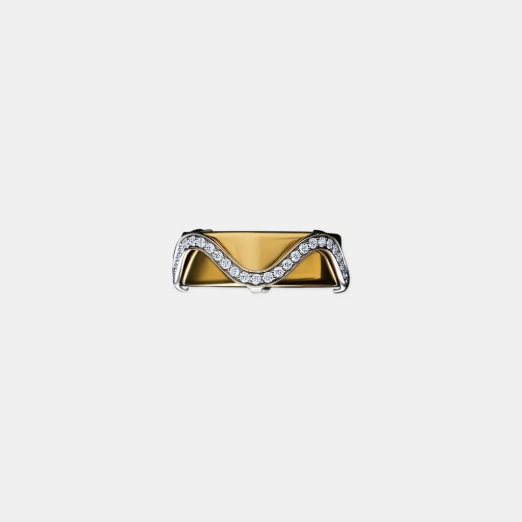 Wave-shaped diamond smart ring jacket by Ailes crafted in 18K gold, designed to sit over an Oura Ring and transform health-tracking technology into sculptural fine jewelry.
